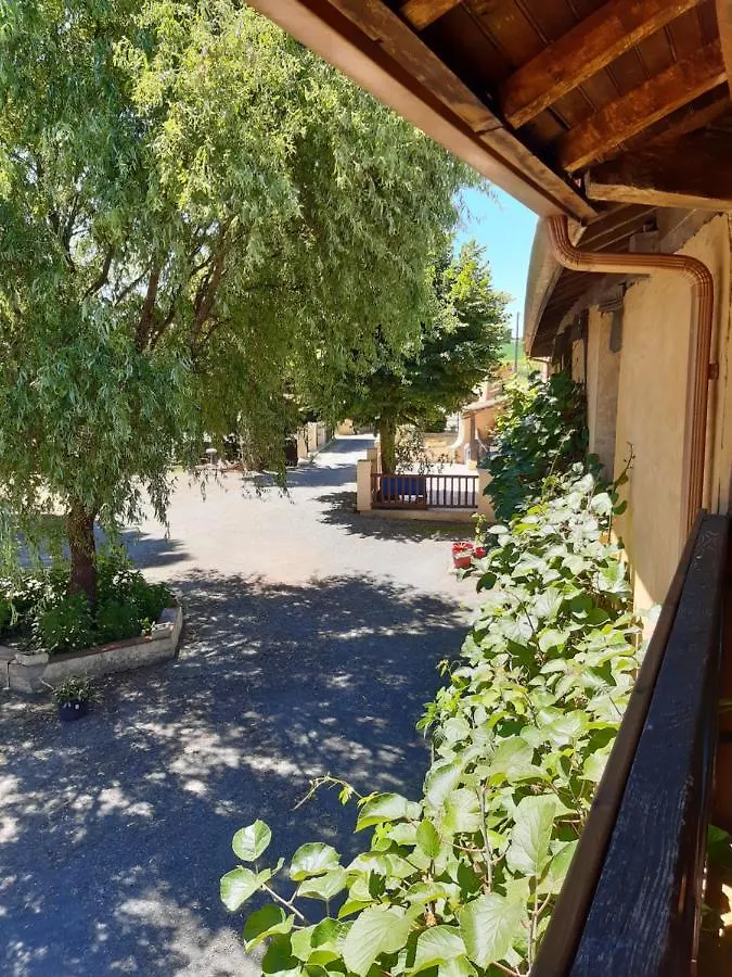 Bed and Breakfast Le Moulin Du Comte à Bourrouillan Couette-café